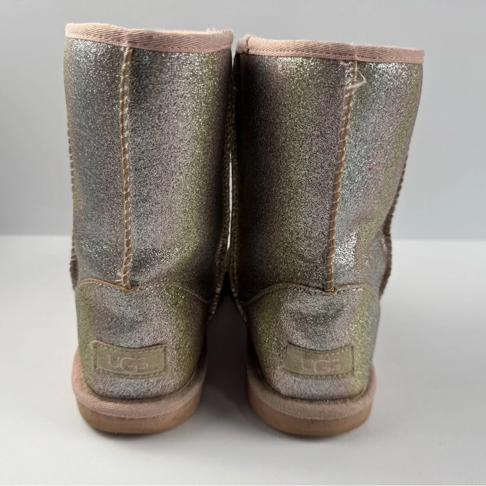 UGG Classic ll glitter boots in a metallic rose gold color size 5